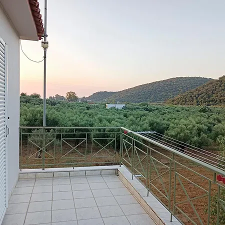 度假居 Zoi's Hοuse.vacation In Mani Near