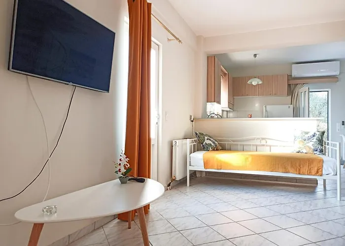 Zoi's Hοuse.vacation In Mani Near Vathí